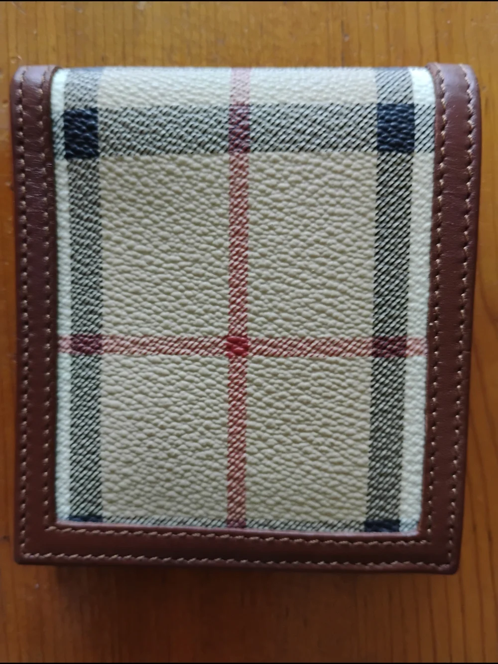 Burberry classic wallet